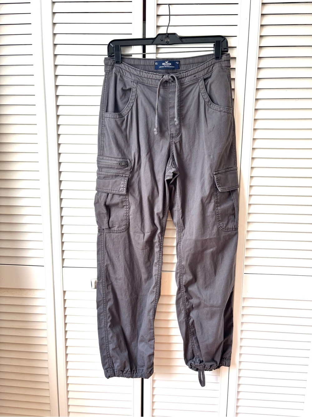 Hollister Gray Cargo Joggers with Drawstring Waist